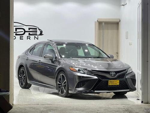 Toyota Camry 2018