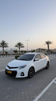 تويوتا كورولا 2016