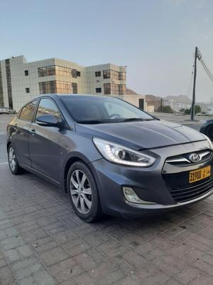 هيونداي اكسنت 2012