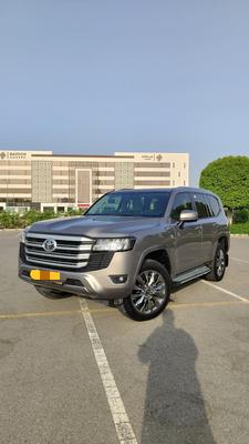 Toyota Land Cruiser 2024