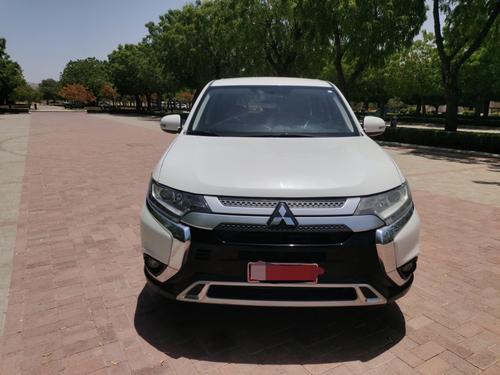 Mitsubishi Outlander 2023