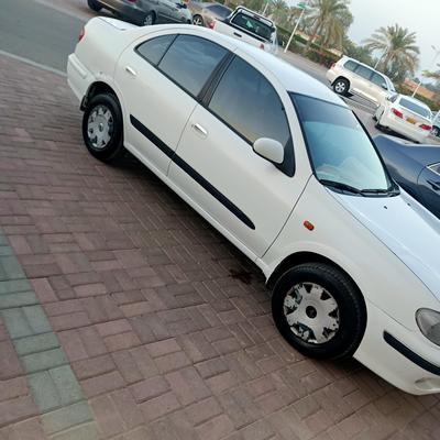 Nissan Sunny 2003