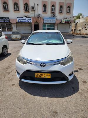 تويوتا ياريس 2014