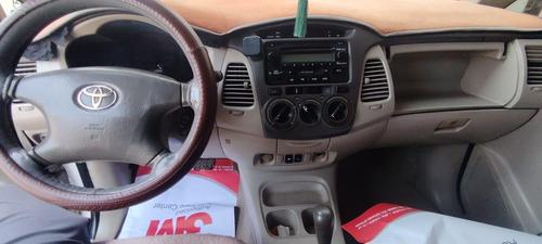 Toyota Innova 2010