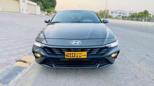 هيونداي إلنترا 2024