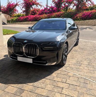 بي ام دبليو 735 2023
