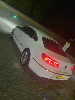 فولكس فاغن CC 2012
