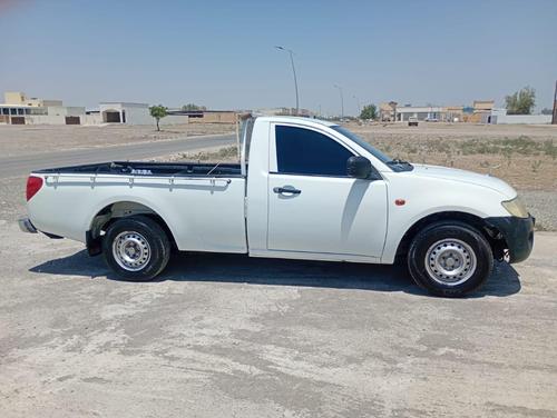 ميتسوبيشي بيك اب 2007