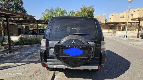 Mitsubishi Pajero 2010