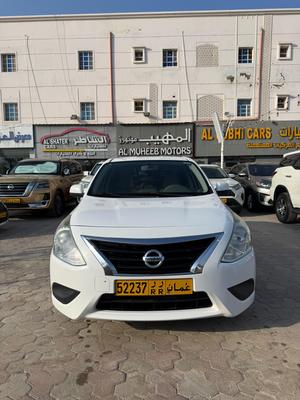 Nissan Sunny 2022