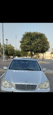 مرسيدس C 180 2004