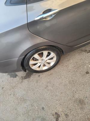 Hyundai Accent 2015