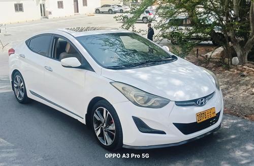 Hyundai Elantra 2015