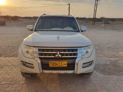 Mitsubishi Pajero 2016