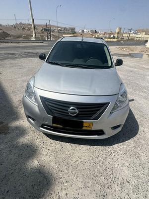 Nissan Sunny 2013