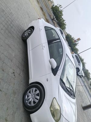 تويوتا ياريس 2011
