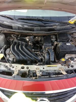 Nissan Sunny 2012