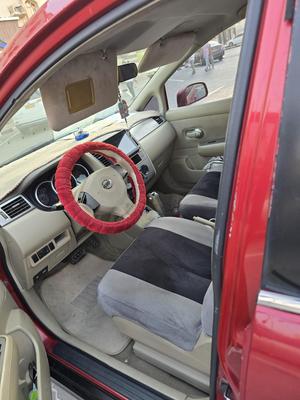 Nissan Tiida 2008