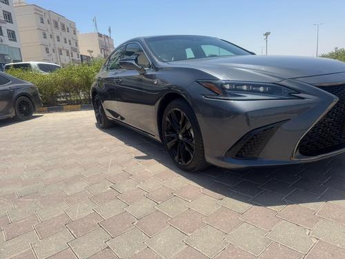 لكزس ES 350 2022