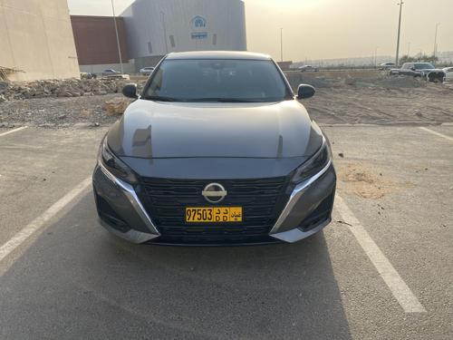 Nissan Altima 2025