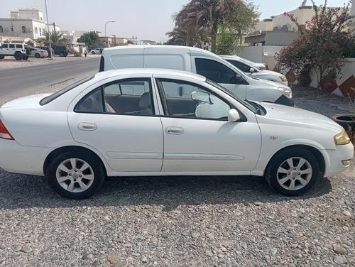 Nissan Sunny 2011