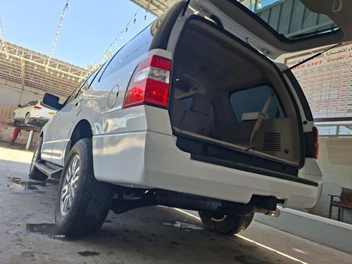 Ford Expedition 2012