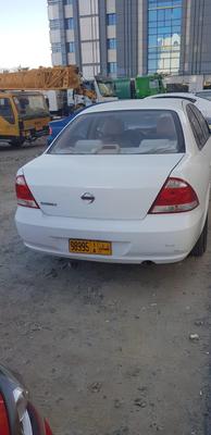 Nissan Sunny 2012