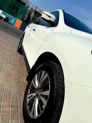 Nissan Pathfinder 2018