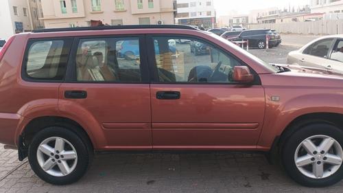 نيسان اكس تريل 2004