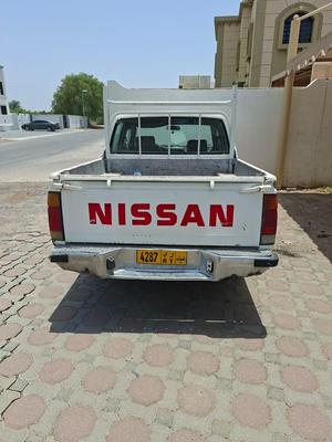 نيسان بيك اب 1994