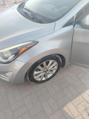 Hyundai Elantra 2016
