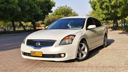 Nissan Altima 2008