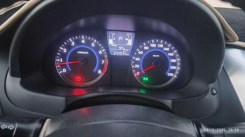 Hyundai Accent 2015