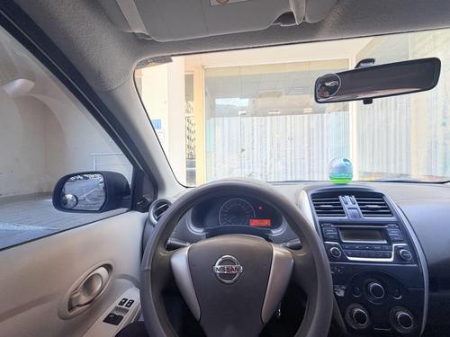 Nissan Sunny 2015