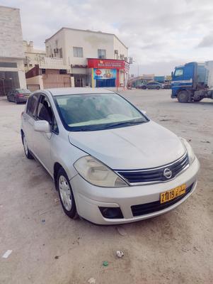 Nissan Tiida 2012