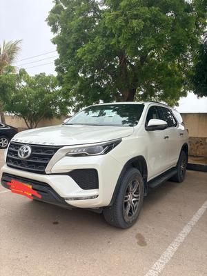 Toyota Fortuner 2022