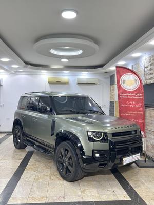Land Rover Defender 2021