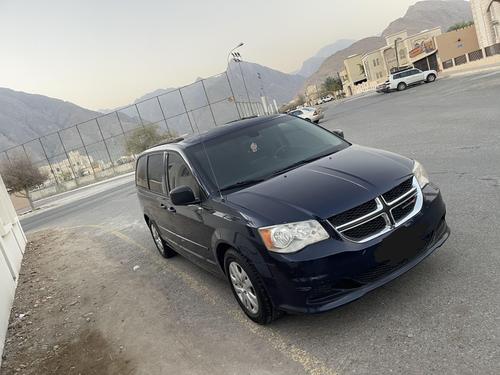 دودج كارفان 2015