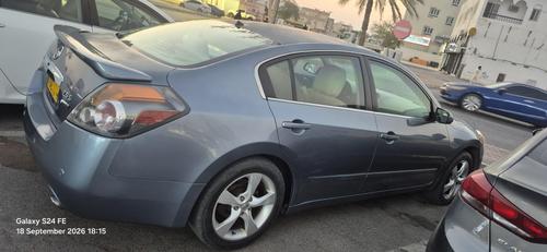 Nissan Altima 2012