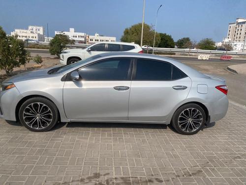 تويوتا كورولا 2015