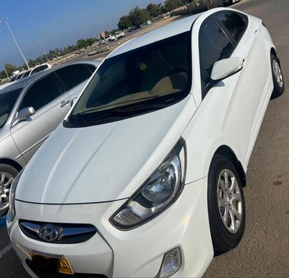 Hyundai Accent 2015