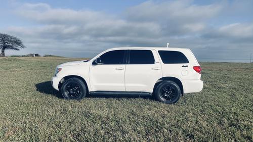 Toyota Sequoia 2013