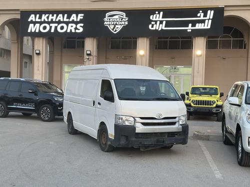 Toyota Hiace 2023