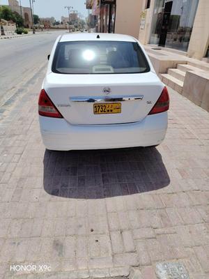 Nissan Tiida 2012