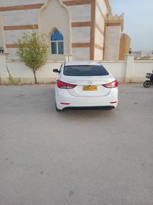 هيونداي إلنترا 2015