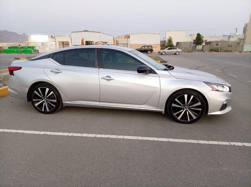 Nissan Altima 2019