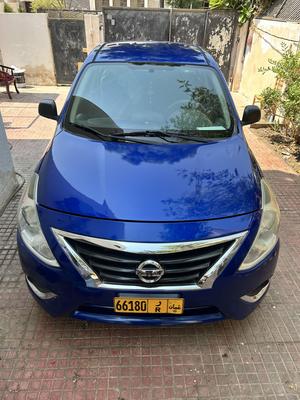Nissan Versa 2015