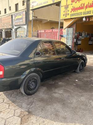 مازدا 323 2000