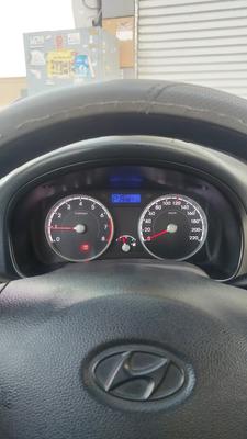 هيونداي اكسنت 2011