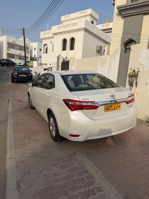 تويوتا كورولا 2016